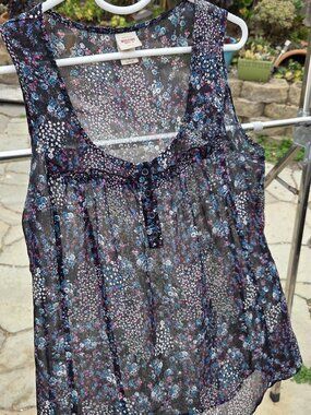 Mossimo Women’s Large Sheer Blouse Black Floral U-Neck Sleeveless